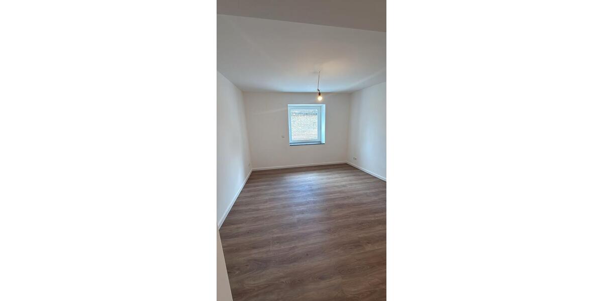 Erdgeschoßwohnung Mannheim Hochstätt - 2.5 Zimmer, 55 m&sup2;, 950&euro; | Angebot:26398179