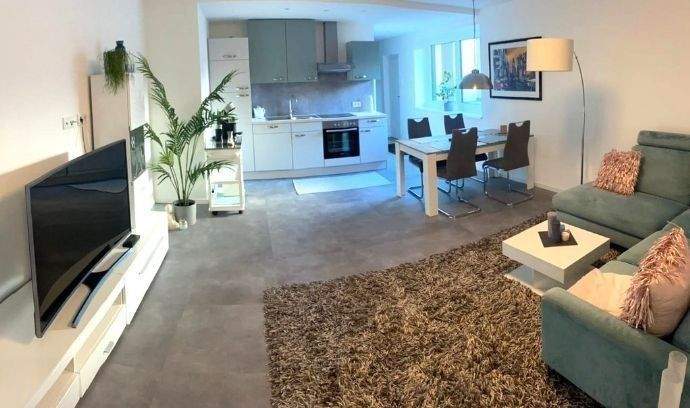 Bürstadt: Modern eingerichtete schöne 3 Zimmer Wohnung