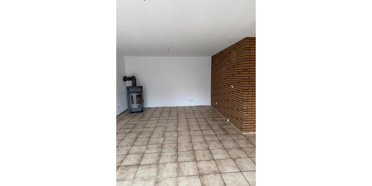 Erdgeschoßwohnung Mannheim Gartenstadt - 3 Zimmer, 95 m&sup2;, 1.200&euro; | Angebot:24787172