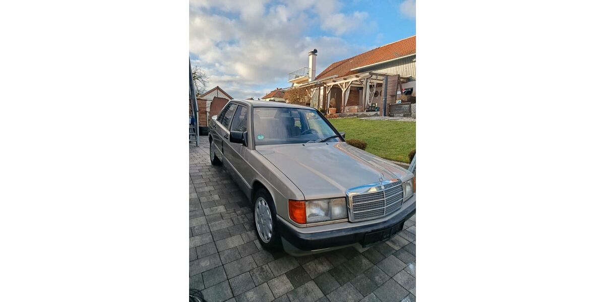 Mercedes-Benz 190 260.000 km 4.200 &euro; Epfenbach 74925
