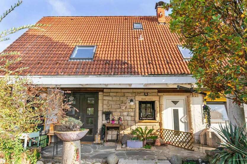 Haus zum Kaufen in Maxdorf 449.000 € 273 m²