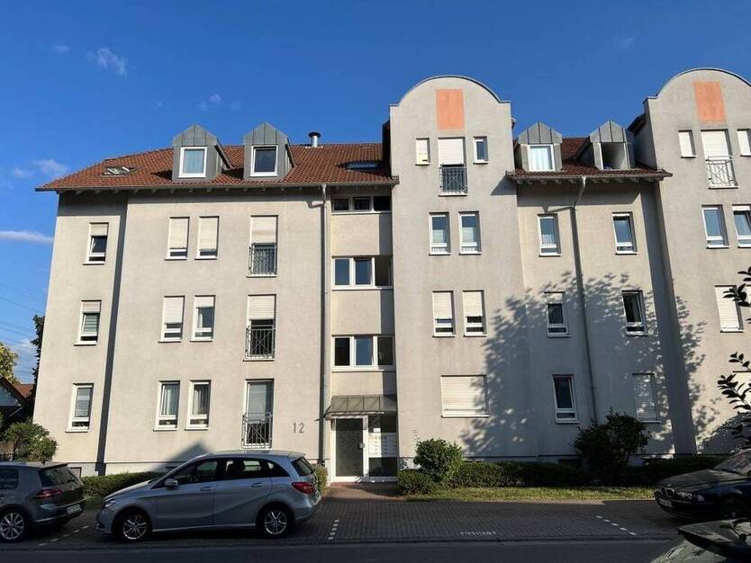 Charmante 2-Zimmer-ErdgeschossEigentumswohnung mit Terrasse, Gartenanteil und Tiefgaragenstellplatz in Leimen
