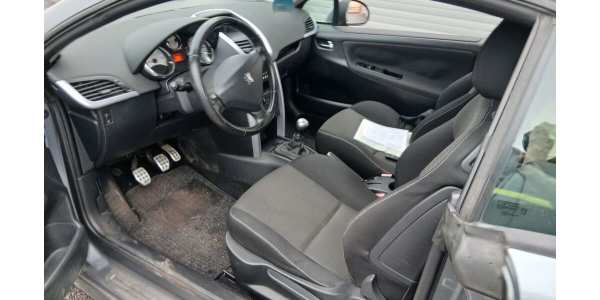 Peugeot 207 180.000 km 2.200 &euro; ludwigshafen 67065