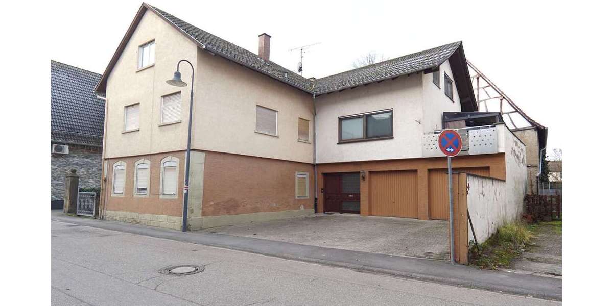 Haus zum Kaufen in Sinsheim Hoffenheim 395.000 € 257.84 m² 7 zimmer