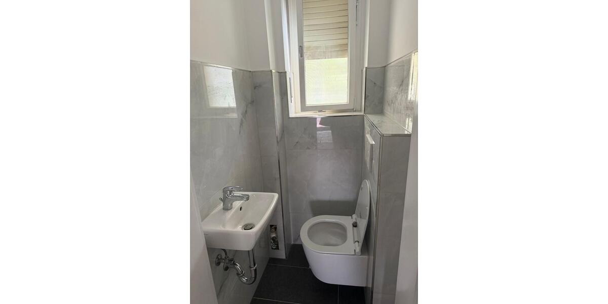 Etagenwohnung Ludwigshafen am Rhein Ludwigshafen-Hemshof - 3 Zimmer, 96 m&sup2;, 1.800&euro; | Angebot:25876504