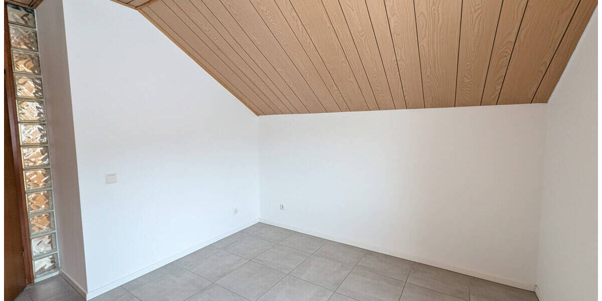 Mehrfamilienhaus, Wohnhaus Hemsbach - 8 Zimmer, 204 m&sup2;, 599.000&euro; | Angebot:26702668