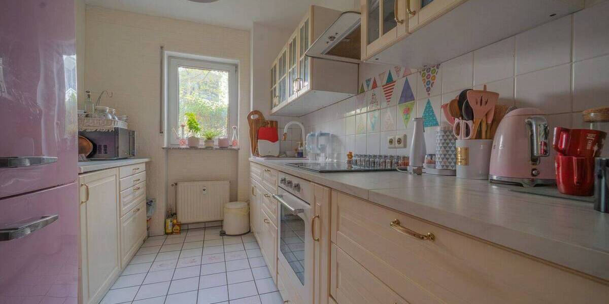 Etagenwohnung Mannheim Käfertal - 2 Zimmer, 74 m&sup2;, 175.000&euro; | Angebot:26402009