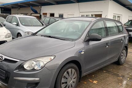 Hyundai i30 213.000 km 1.699 &euro; Reilingen 68799