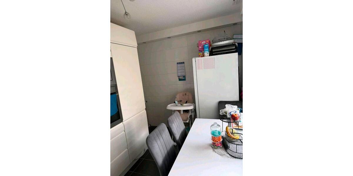 Etagenwohnung Ludwigshafen am Rhein Edigheim - 3 Zimmer, 79 m&sup2;, 190.000&euro; | Angebot:26877266
