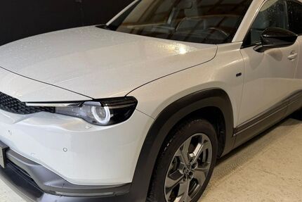 Mazda MX-30 54.912 km 12.733 &euro; Heidelberg 69123