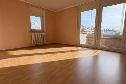 Wohnung Ludwigshafen Parkinsel - 4 Zimmer, 77 m&sup2;, 225.000&euro; | Angebot:25452013