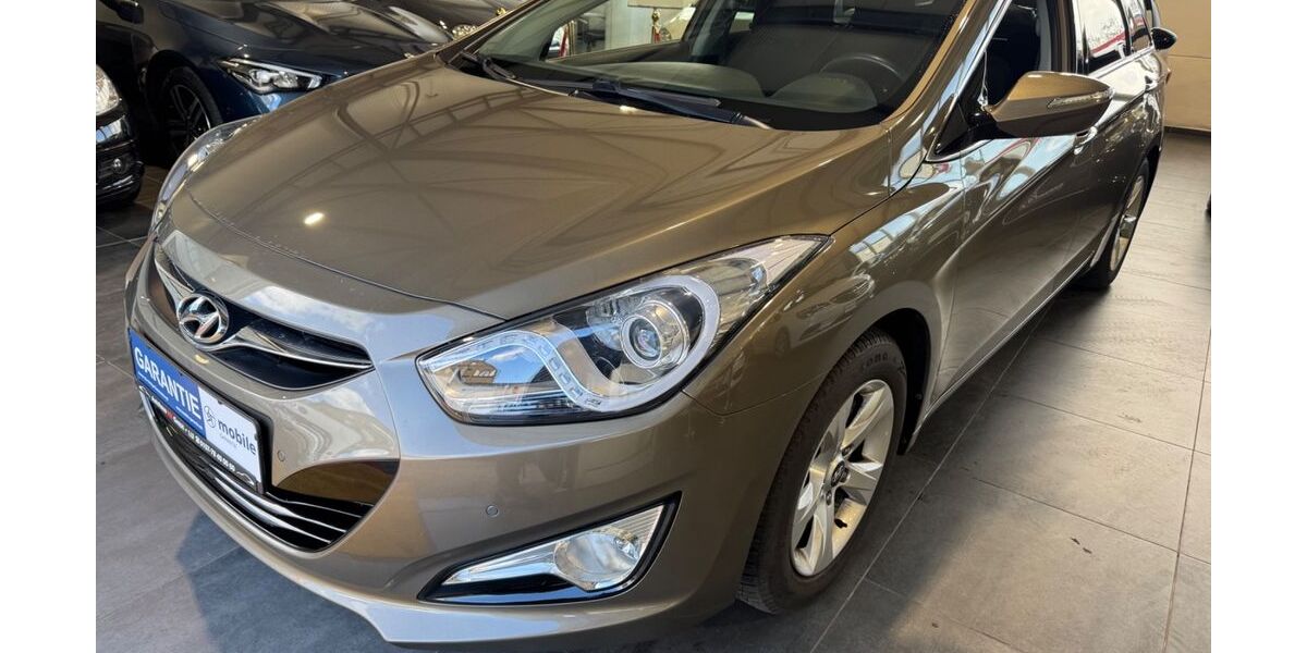 Hyundai i40 136.000 km 8.380 &euro; Ludwigshafen am Rhein 67059