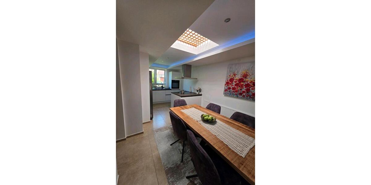 Doppelhaushälfte Neckargemünd - 5 Zimmer, 163 m&sup2;, 2.100&euro; | Angebot:24769704