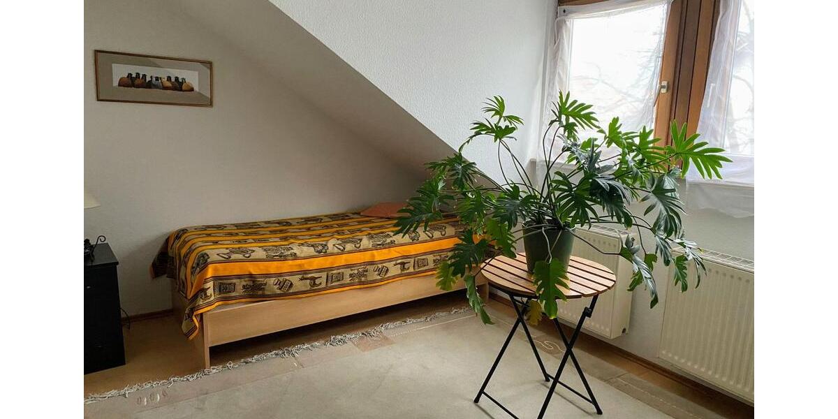 Reihenhaus Heppenheim (Bergstraße) - 6 Zimmer, 155 m&sup2;, 2.200&euro; | Angebot:24897353