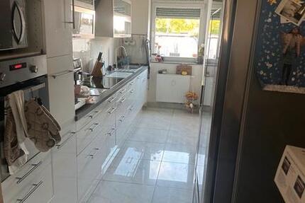 Sanierte 4 Zimmer Wohnung 115qm 4 zimmer