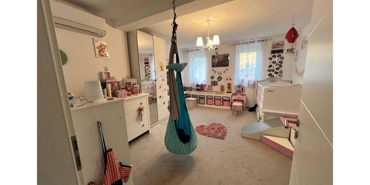 Doppelhaushälfte Eberbach - 8 Zimmer, 254 m&sup2;, 580.000&euro; | Angebot:26107420