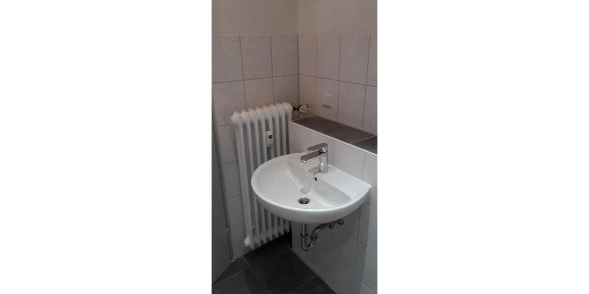 Dachgeschoßwohnung Schwetzingen - 2.5 Zimmer, 35 m&sup2;, 650&euro; | Angebot:26336097