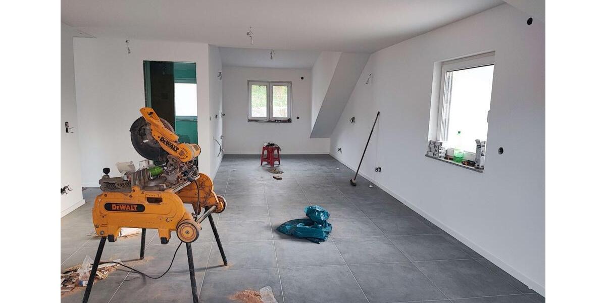 Dachgeschoßwohnung Bammental - 3 Zimmer, 71 m&sup2;, 950&euro; | Angebot:26563754