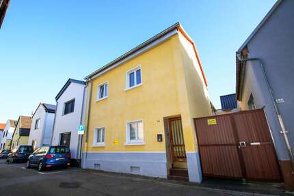Haus zum Kaufen in Ludwigshafen am Rhein Mundenheim 299.000 € 128 m² 4 zimmer