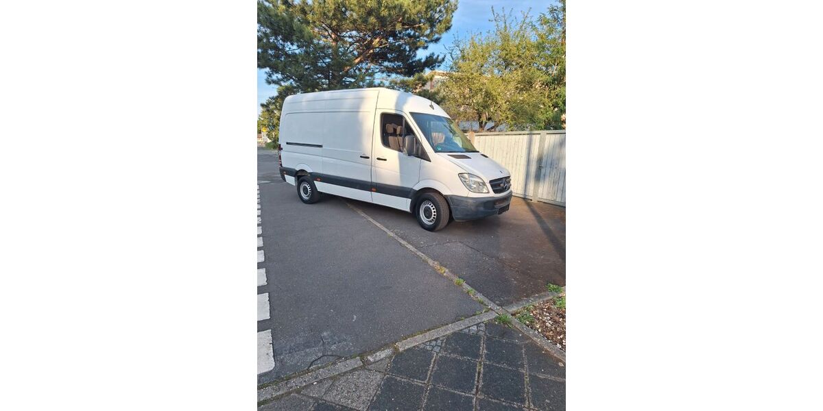 Mercedes-Benz Sprinter 242.885 km 7.300 &euro; Mannheim 68307