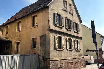 Haus Leimen - 6 Zimmer, 162 m&sup2;, 215.000&euro; | Angebot:27097348