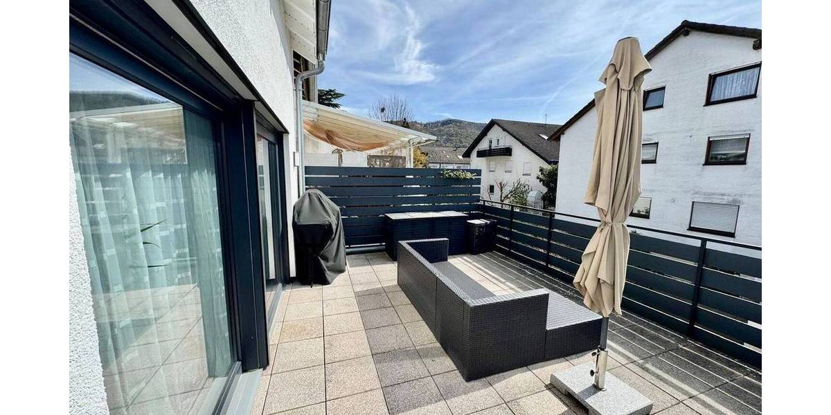 Etagenwohnung Schriesheim - 5 Zimmer, 197 m&sup2;, 2.300&euro; | Angebot:26545588