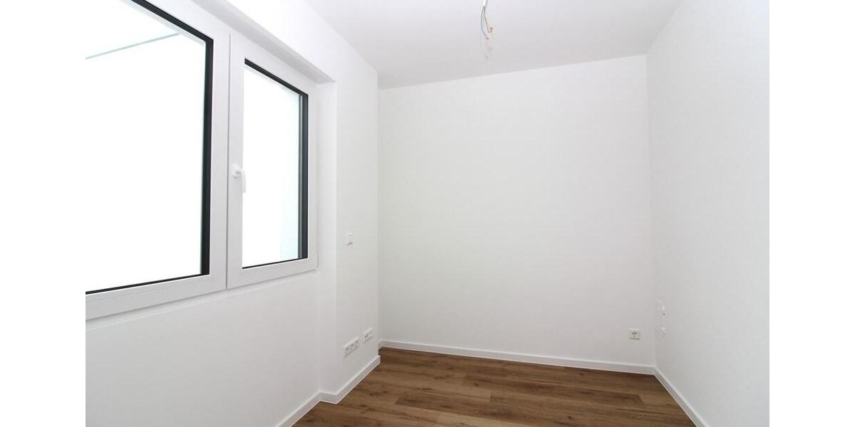 Exklusiv & Erstbezug: 4-Zimmer-Wohnung mit Balkon und Lichthof in Mutterstadt 4 zimmer