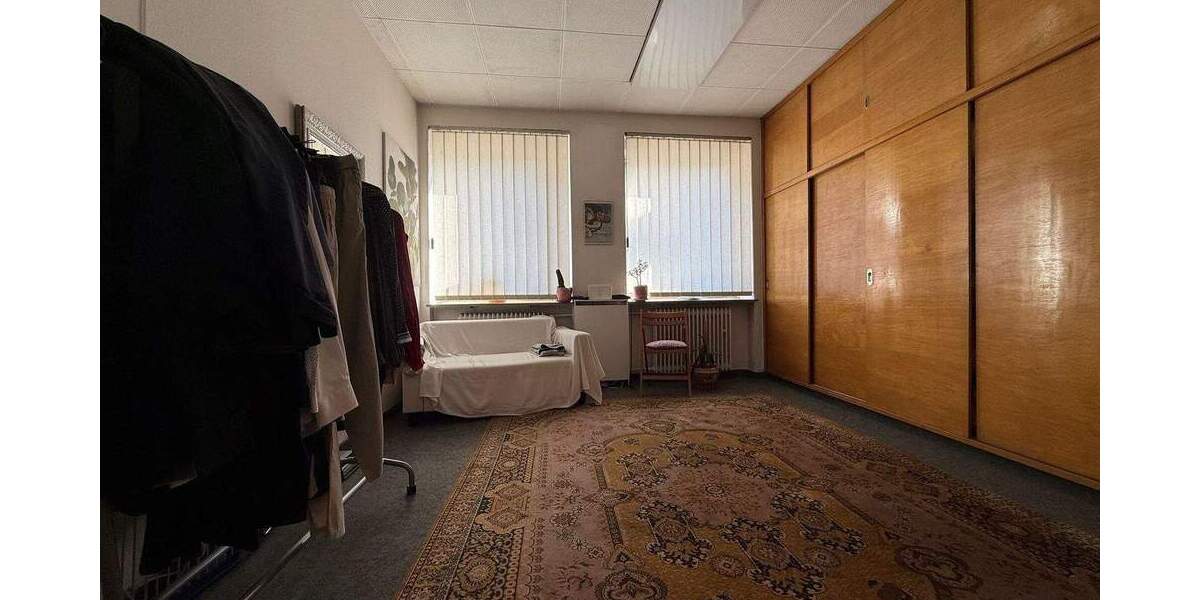 Etagenwohnung Mannheim Neckarau - 5 Zimmer, 177 m&sup2;, 295.000&euro; | Angebot:25525206