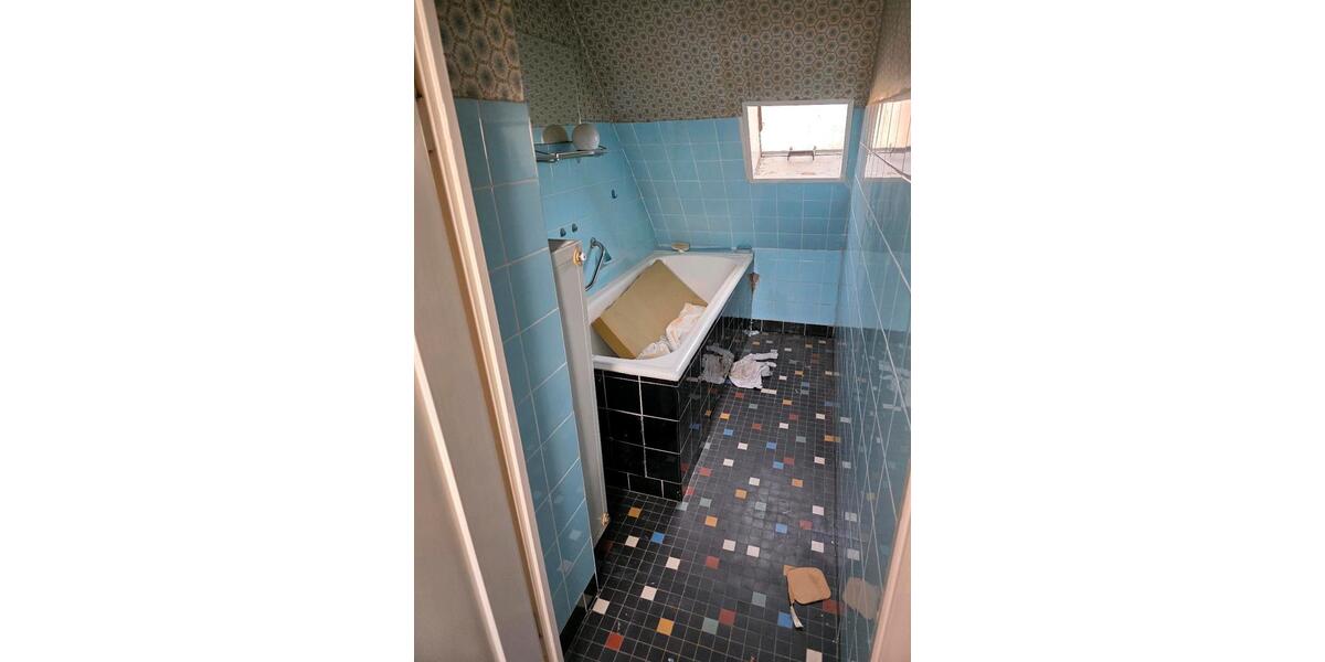 Einfamilienhaus Frankenthal (Pfalz) - 5 Zimmer, 100 m&sup2;, 2.500&euro; | Angebot:26123749