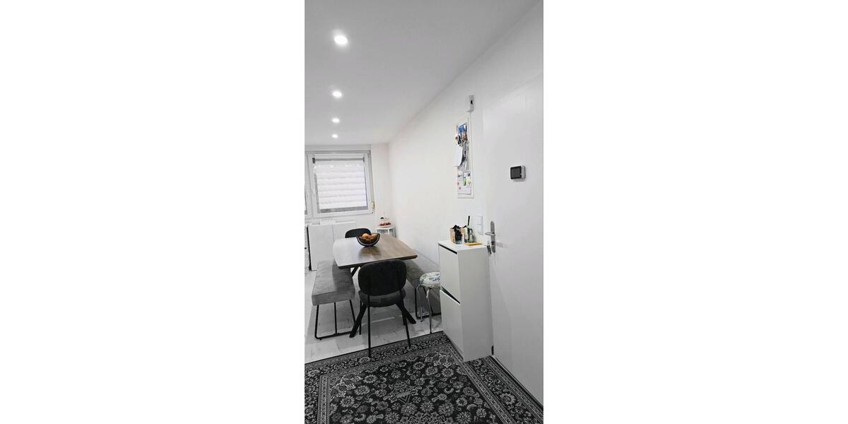Etagenwohnung Wiesloch - 4.5 Zimmer, 100 m&sup2;, 2.000&euro; | Angebot:26386613