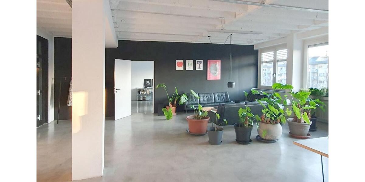 Offene Schreibtischplätze im Designbüro Mannheim-Oststadt – flexibel & möbliert zimmer