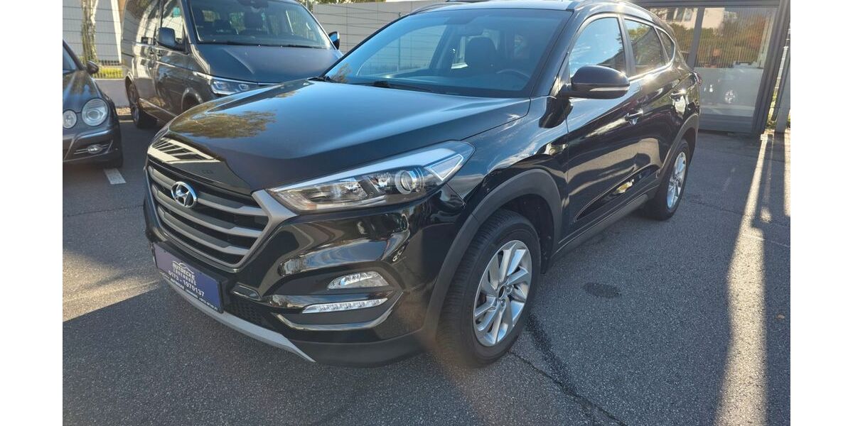 Hyundai TUCSON 178.800 km 11.700 € ladenburg 68526