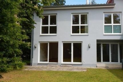 Haus Schwetzingen - 7 Zimmer, 180 m&sup2;, 2.100&euro; | Angebot:26241969