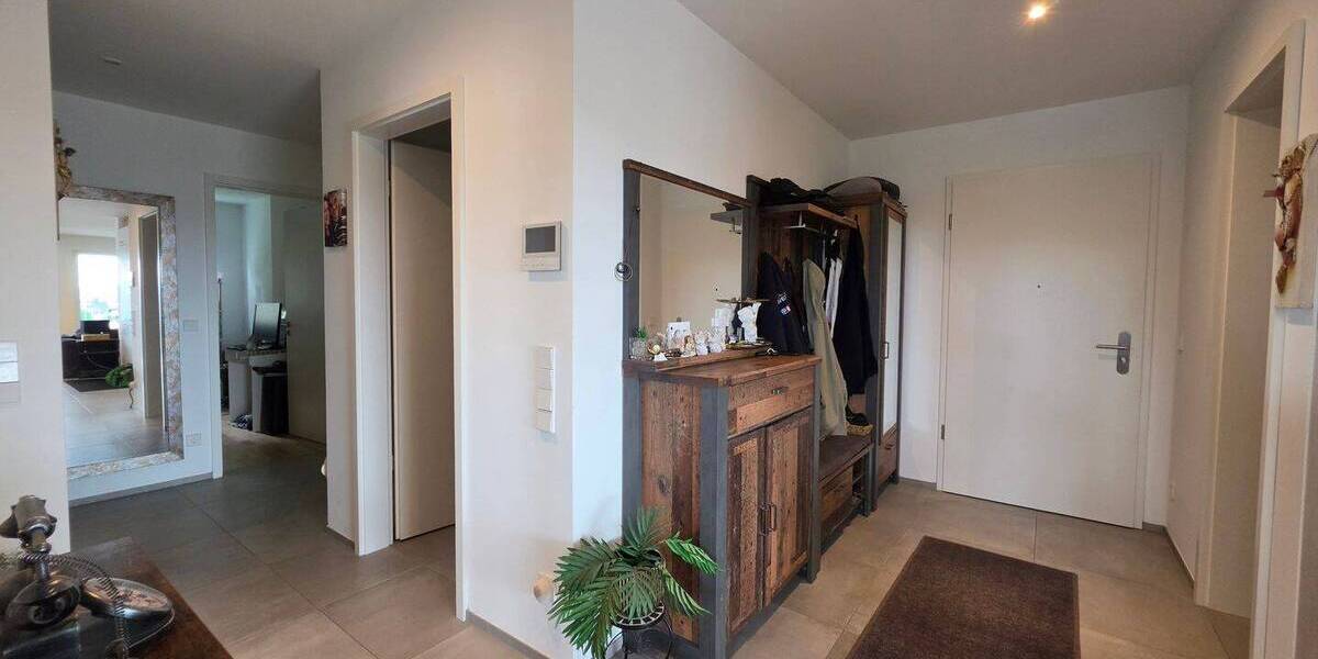 Etagenwohnung Sinsheim Rohrbach - 4 Zimmer, 108 m&sup2;, 1.360&euro; | Angebot:26730489