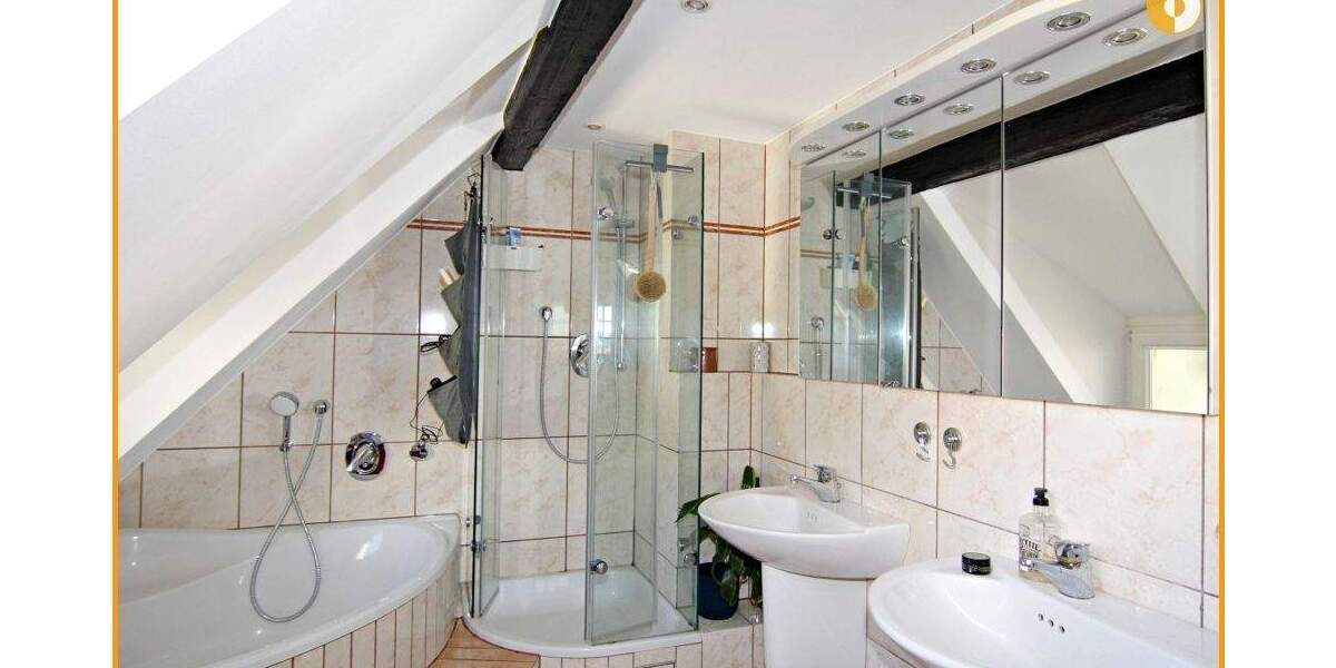 Etagenwohnung Heidelberg Altstadt - 3 Zimmer, 104 m&sup2;, 690.000&euro; | Angebot:25693116