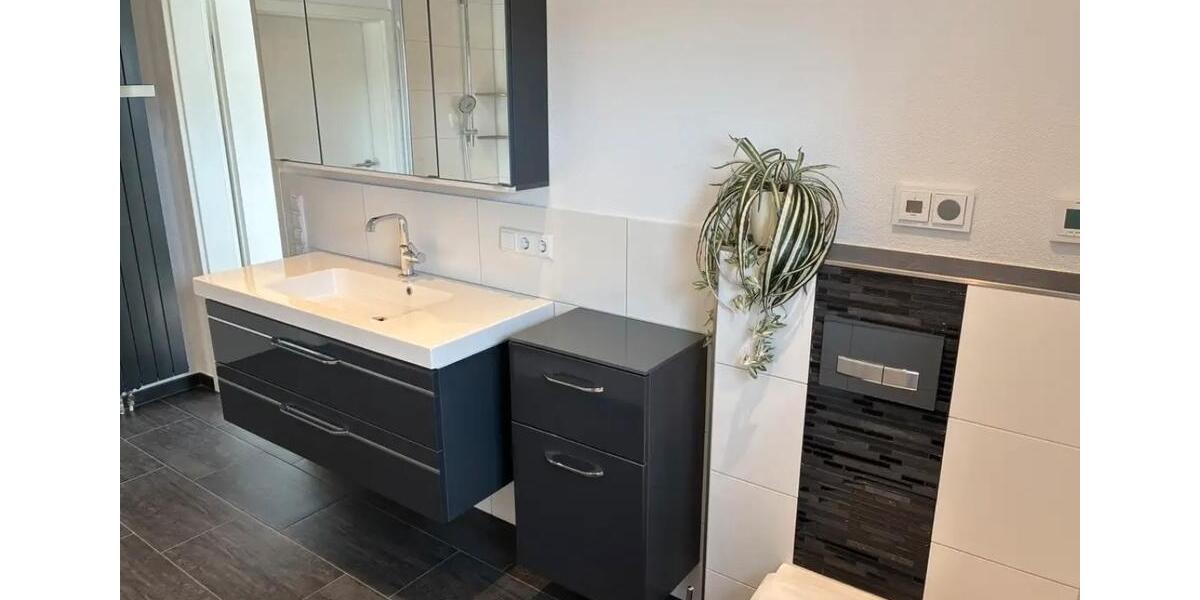 Doppelhaushälfte Sinsheim - 5 Zimmer, 175 m&sup2;, 600.000&euro; | Angebot:26891037