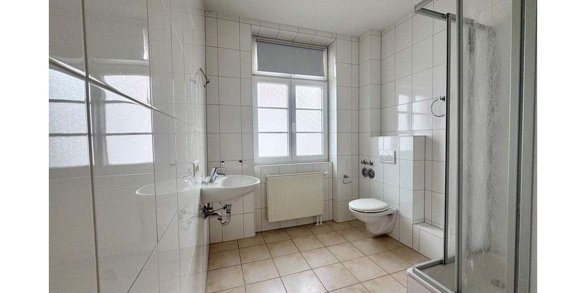 Etagenwohnung Ladenburg - 5 Zimmer, 160 m&sup2;, 2.100&euro; | Angebot:25073346
