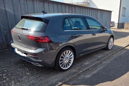 VW Golf 46.000 km 19.300 &euro; Brühl 68782