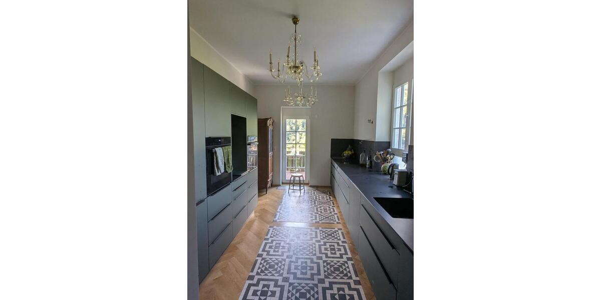 Exceptional historische Villa mit Panoramablick - Möbliert– Heidelberg 16 zimmer