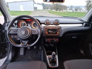 Suzuki Swift 1.2 Dualjet Hybrid Club AHK M+S 70.345 km 11.850 &euro; Obrigheim-Asbach 74847
