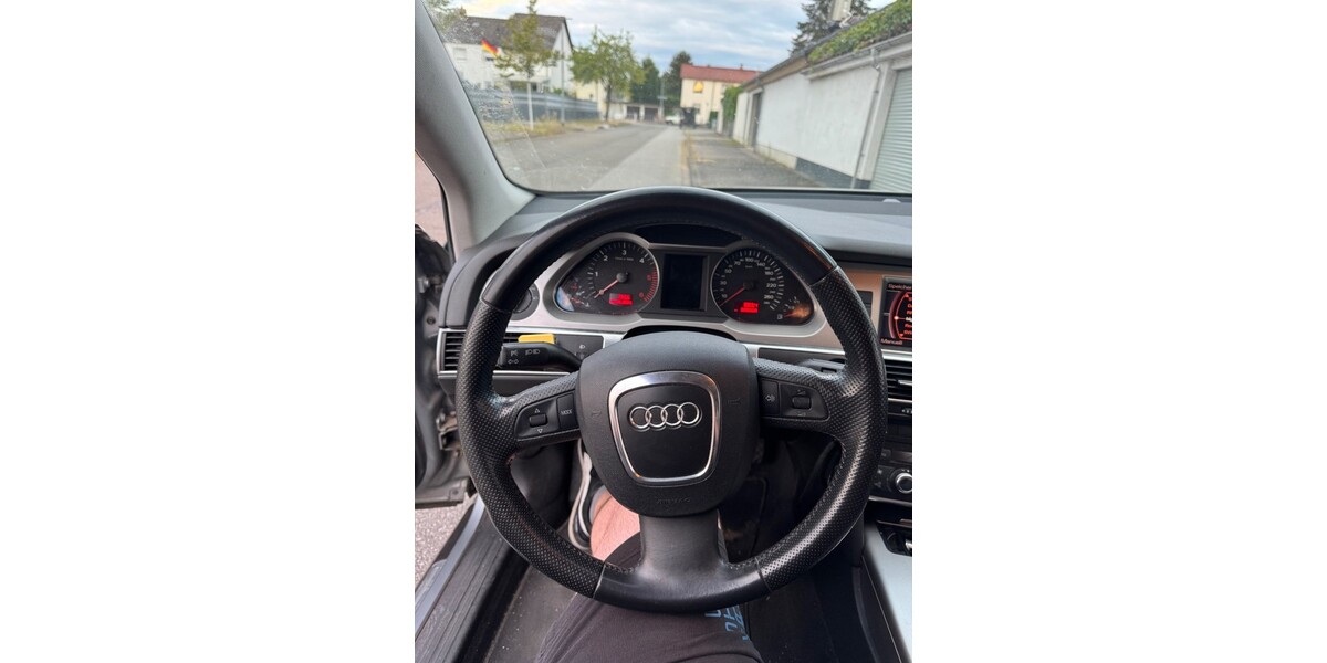 Audi A6 Avant 325.000 km 2.300 &euro; Mannheim 68159