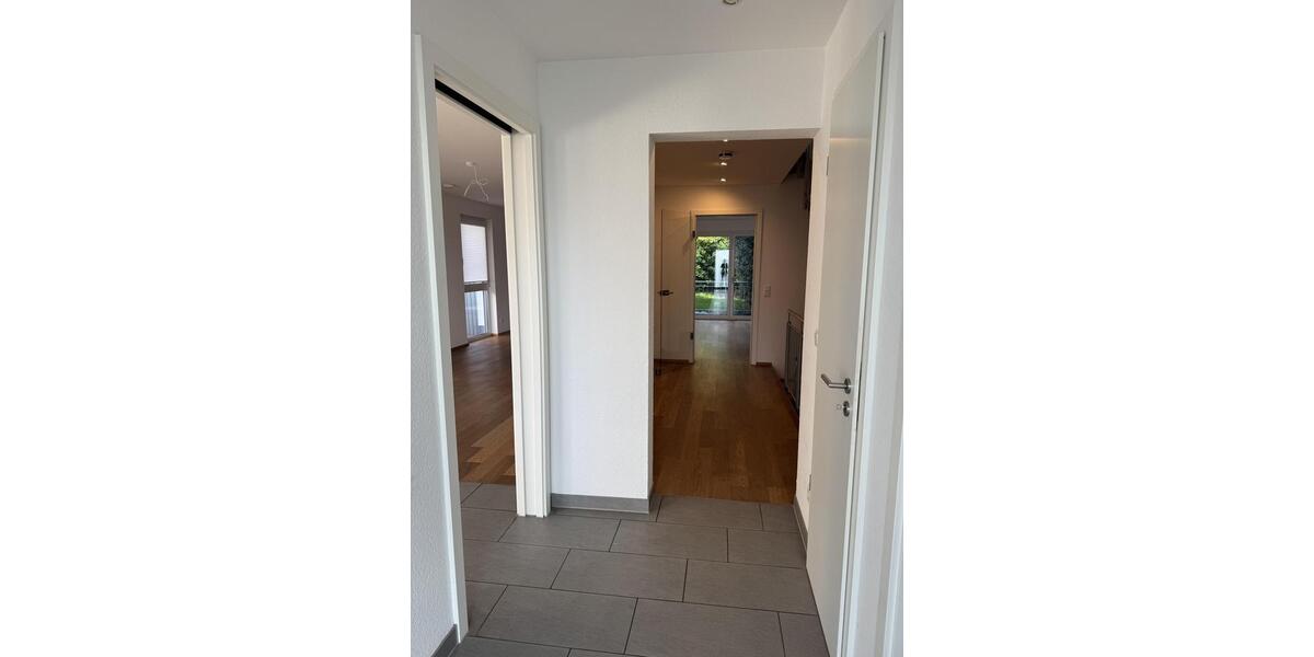 Doppelhaushälfte Hirschberg an der Bergstraße - 5.5 Zimmer, 189 m&sup2;, 2.750&euro; | Angebot:25908450