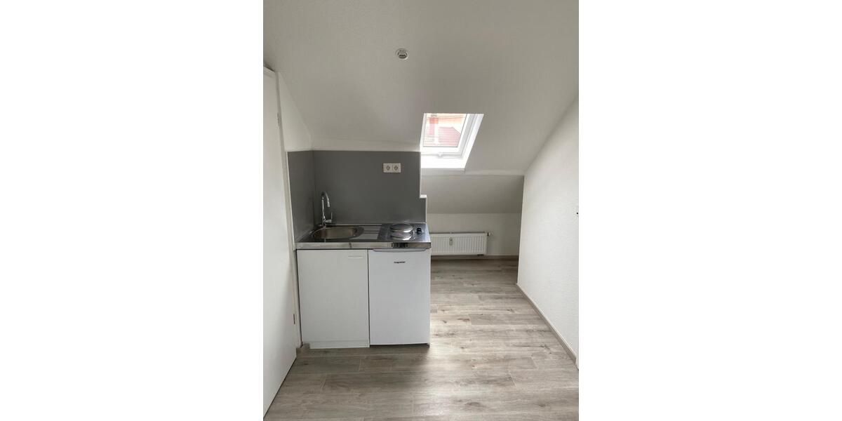 Dachgeschoßwohnung Mannheim Niederfeld - 1 Zimmer, 17 m&sup2;, 340&euro; | Angebot:25498312