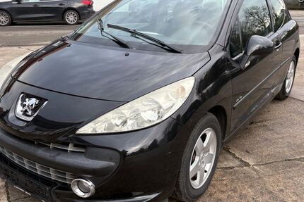 Peugeot 207 217.000 km 999 &euro; Speyer 67346