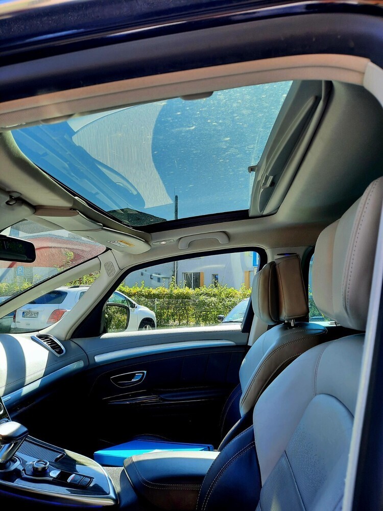 Espace V