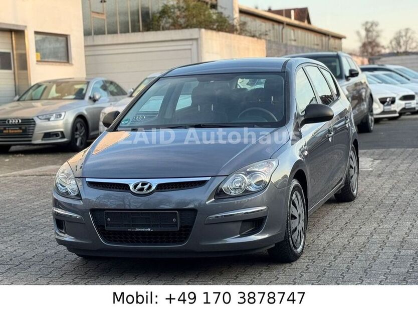 i30