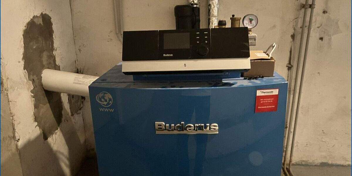 ** Mehrfamilienhaus ** 4 modernisierte Wohnungen auf 2 Etagen & 4 Einzelgaragen 1 zimmer