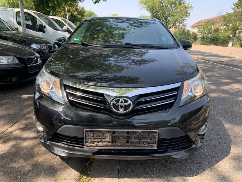 Toyota Avensis 66.000 km 9.990 € Mannheim 68309