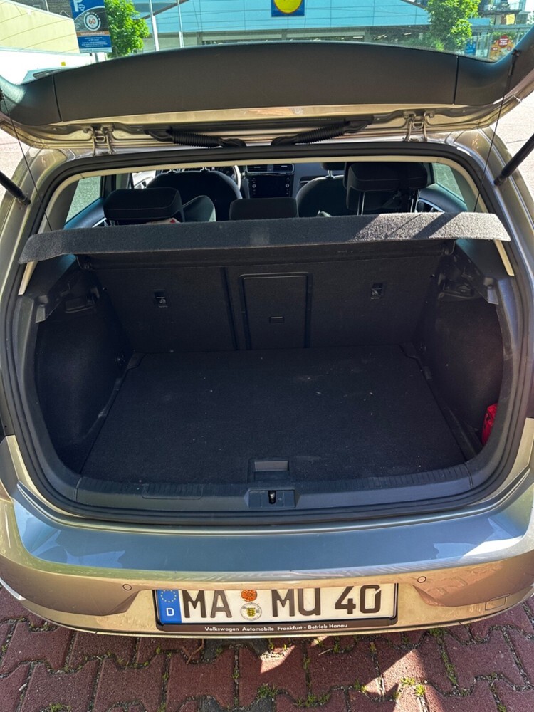 VW Golf 76.200 km 24.100 € Mannheim 68159