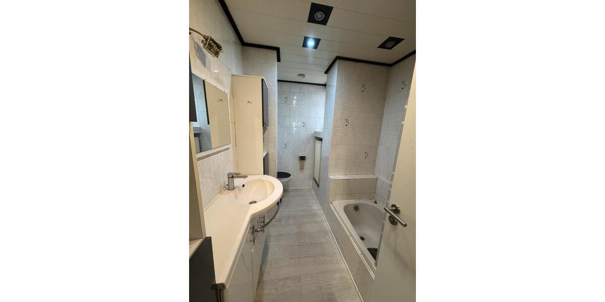 Mehrfamilienhaus, Wohnhaus Ludwigshafen am Rhein Mundenheim - 7 Zimmer, 180 m&sup2;, 447.000&euro; | Angebot:26939974